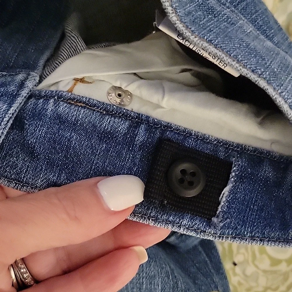 GAP VELVET FLORAL TRIM BOOTCUT JEANS
